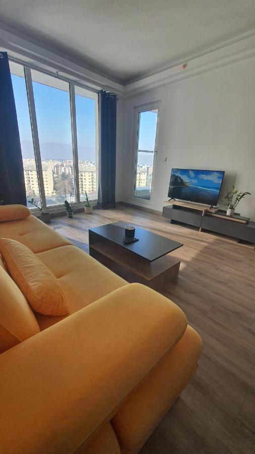 Cevahir Sky City Apartment With Spa, Pool & Fitness Included 스코페 외부 사진