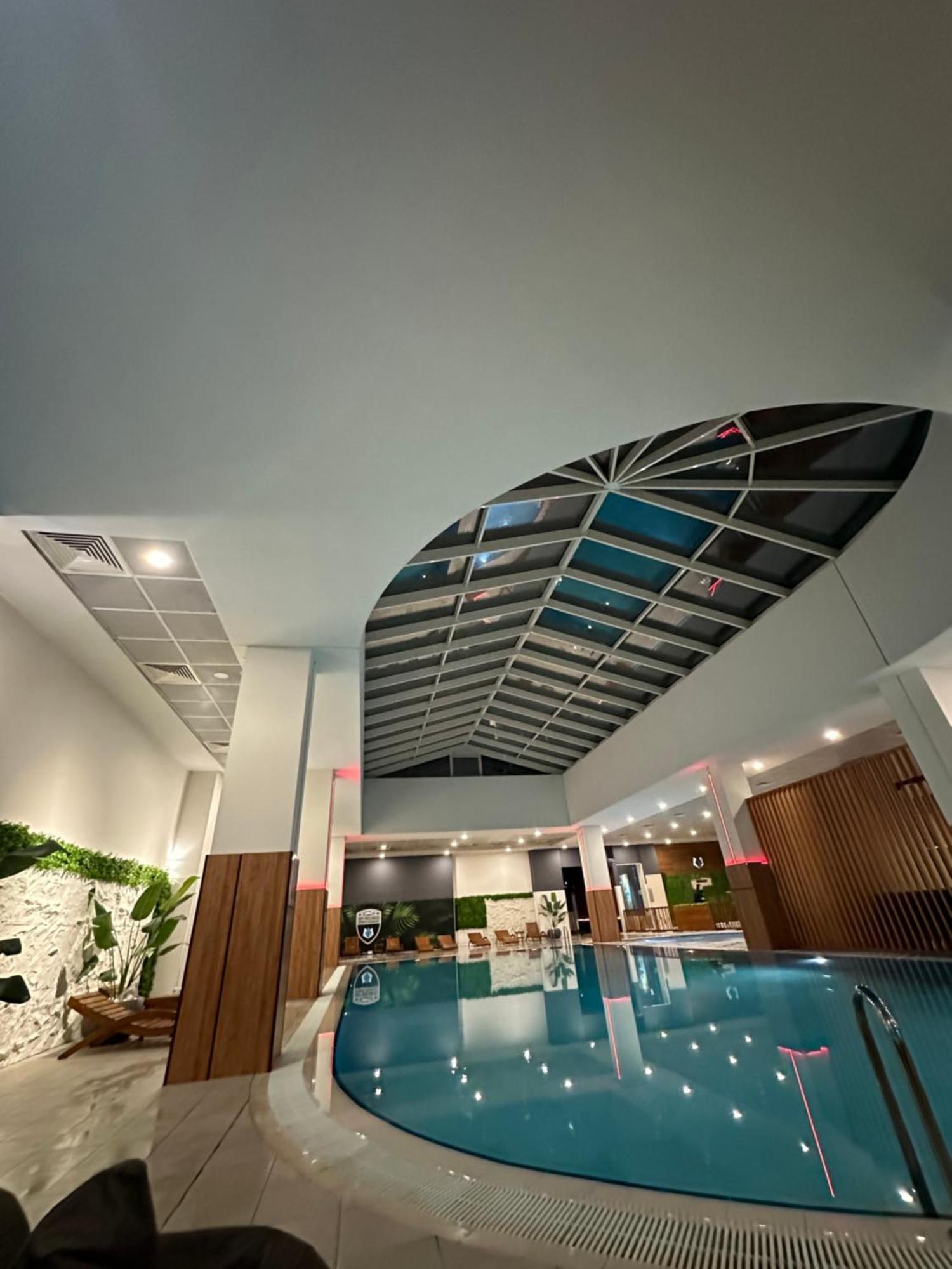 Cevahir Sky City Apartment With Spa, Pool & Fitness Included 스코페 외부 사진